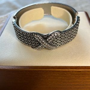 Vintage, rhinestone X, silver-tone, sparkly, woven metallic mesh, cuff bracelet.